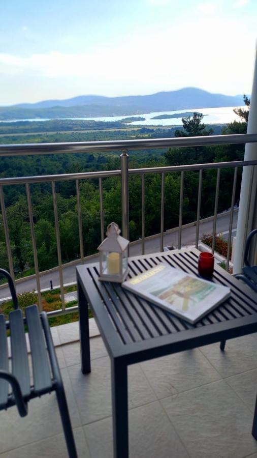 Cozy Apartments With Pool And Splendid Seaview Kavač Buitenkant foto
