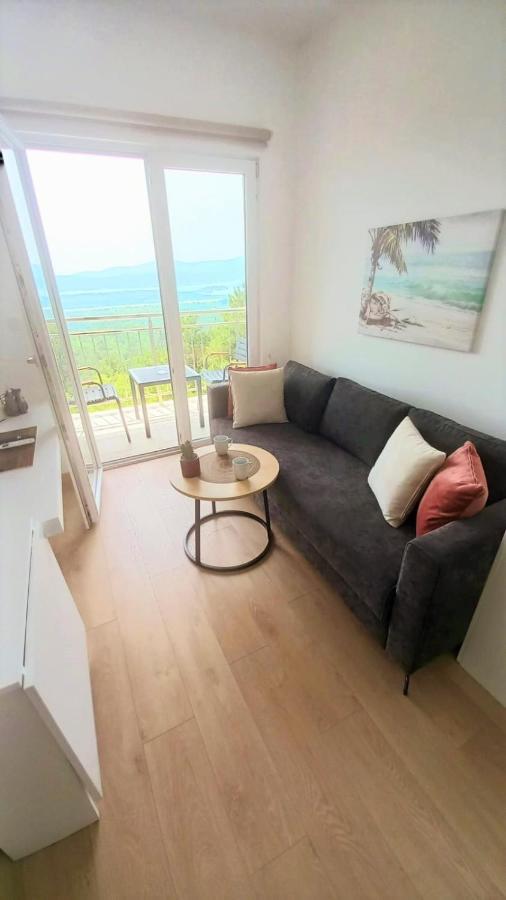 Cozy Apartments With Pool And Splendid Seaview Kavač Buitenkant foto